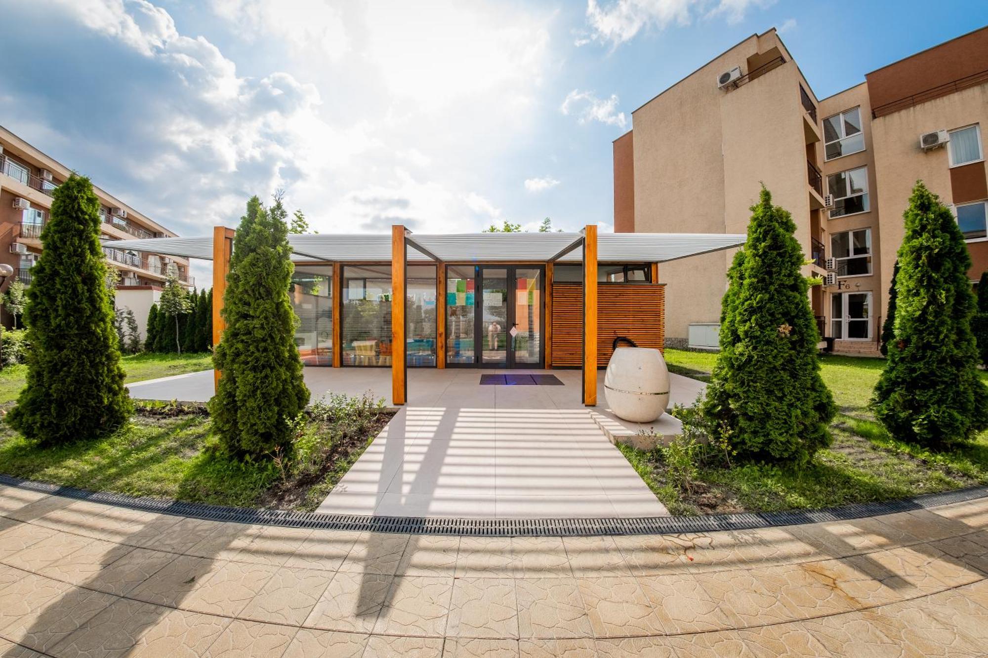 סאני ביץ' Orchid Fort Garden מראה חיצוני תמונה