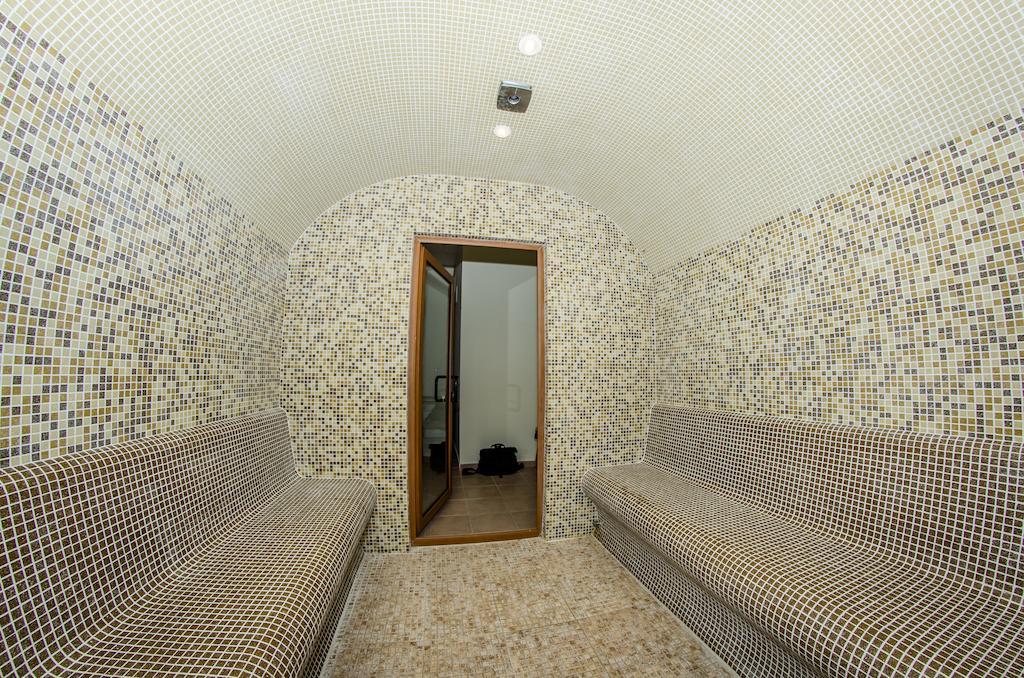 סאני ביץ' Orchid Fort Garden מראה חיצוני תמונה