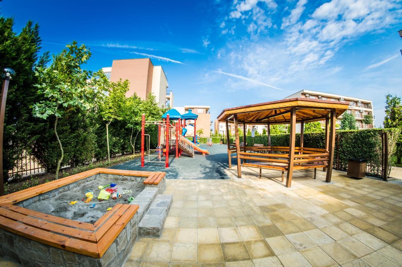 סאני ביץ' Orchid Fort Garden מראה חיצוני תמונה